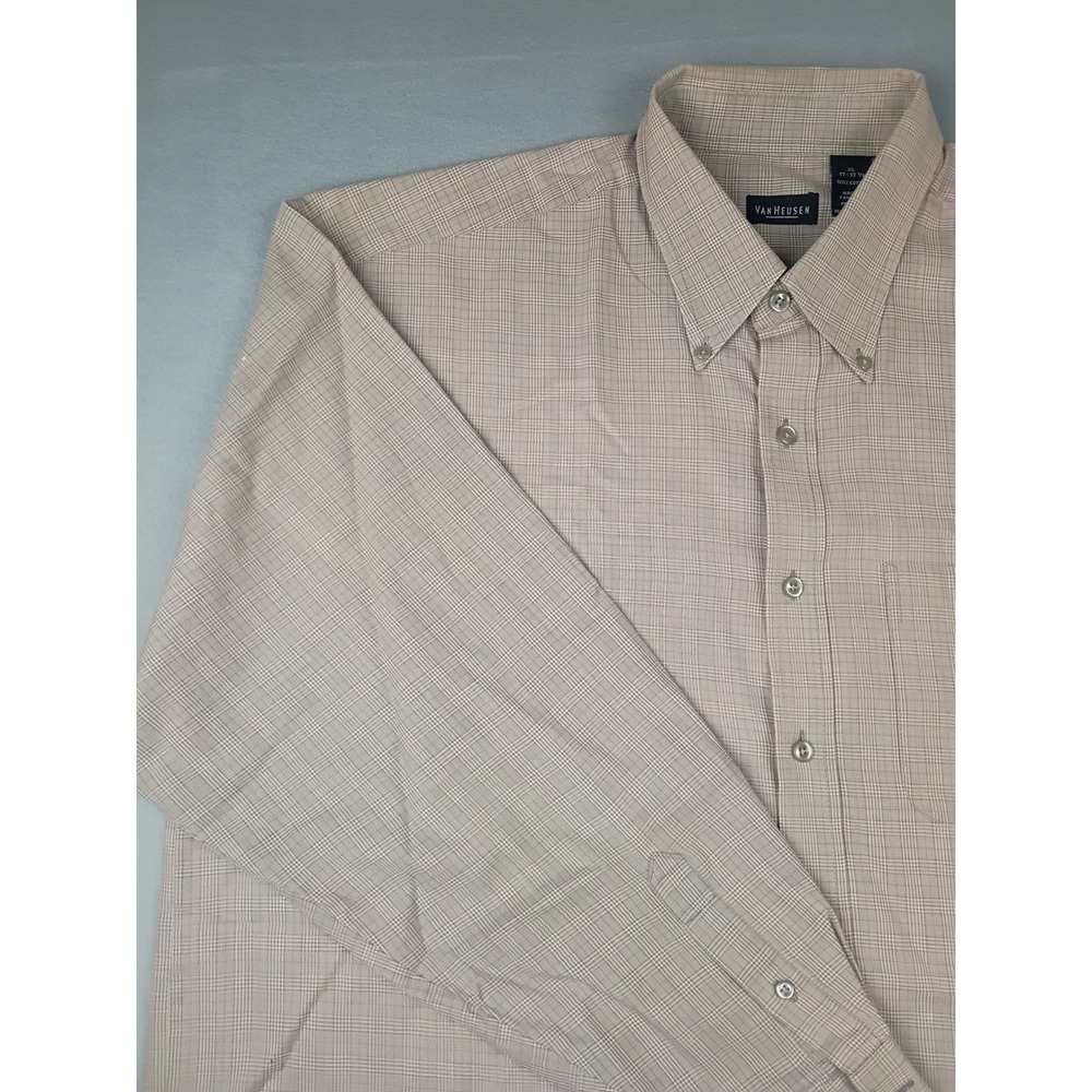 Van Heusen Mens XL Long Sleeve Button Down Shirt Tan Plaid Cotton Relaxed Fit